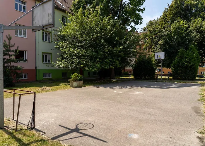 Business & Family Letna קושיצה