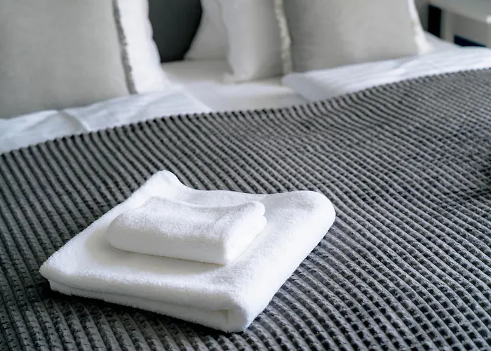 Business & Family Letna *